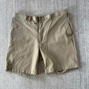 Everyday Stretch Flat-Front Shorts in Tan